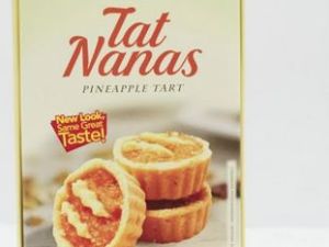 "YUSA" PINEAPPLE TARTS